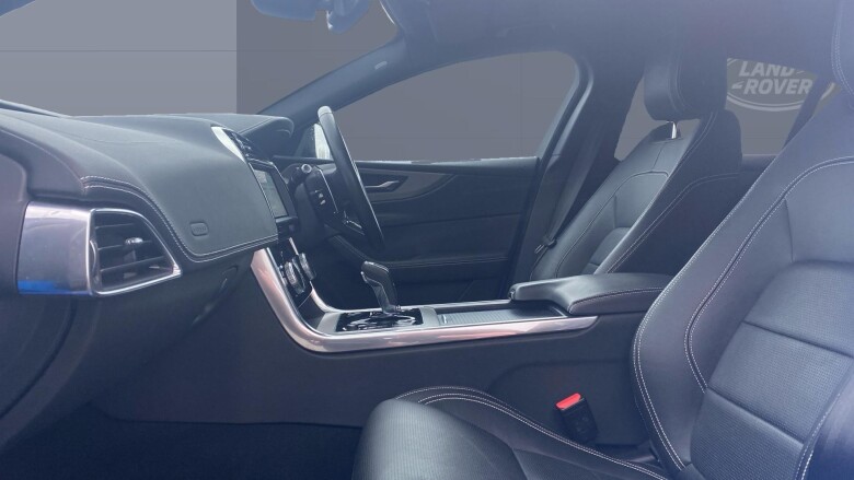 Jaguar XE 2.0 Reims Edition 4dr Auto Petrol Saloon